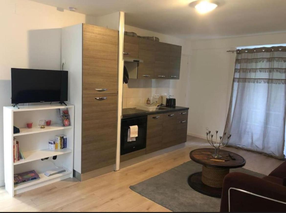 Super Pre De Disney. Apartment *